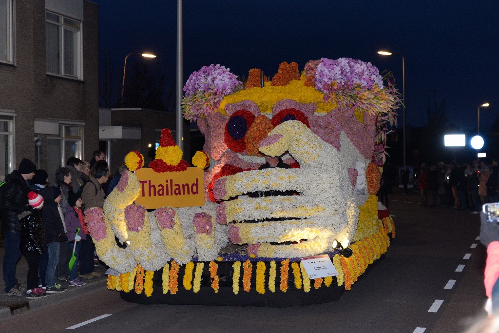 ../Images/Bloemencorso Noordwijkerhout 135.jpg